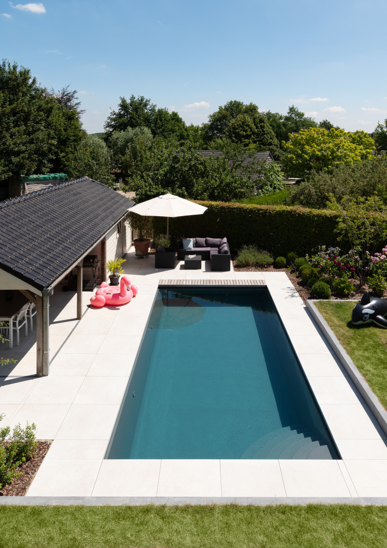 Polyester zwembaden: duurzaam maatwerk in één stuk